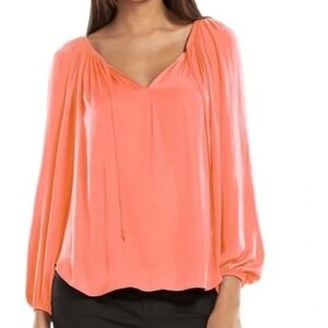 Jennifer Lopez Flowing Top